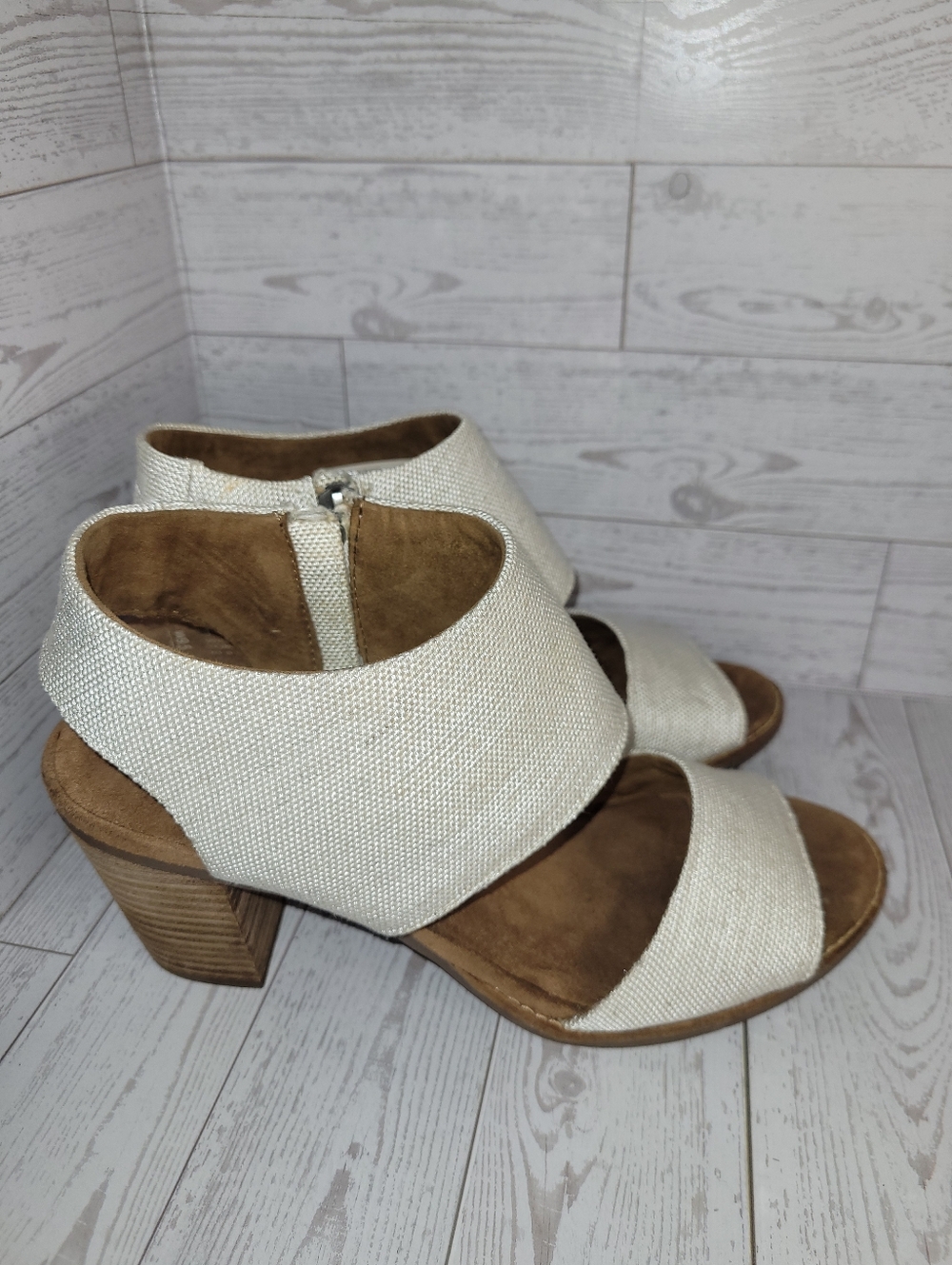 TOMS Majorca Cutout Heeled Sandals Peeptoe Women's Size 9.5 Block Heel